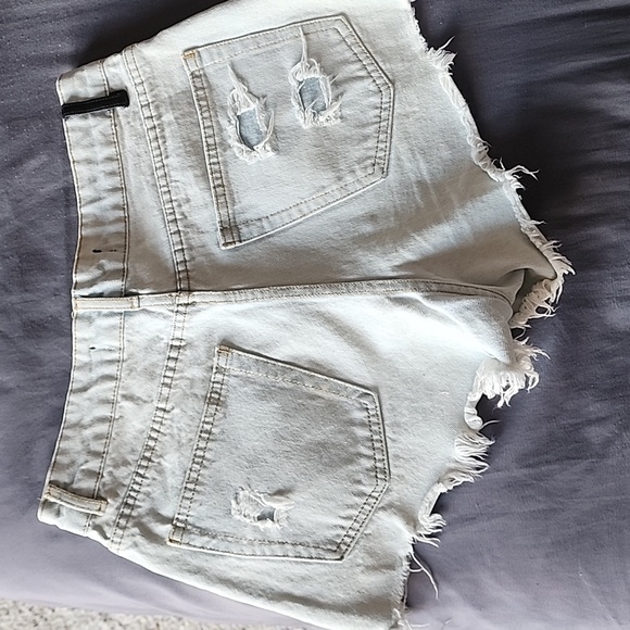 Alexander Wang Bite Shorts - Picture 2 of 6